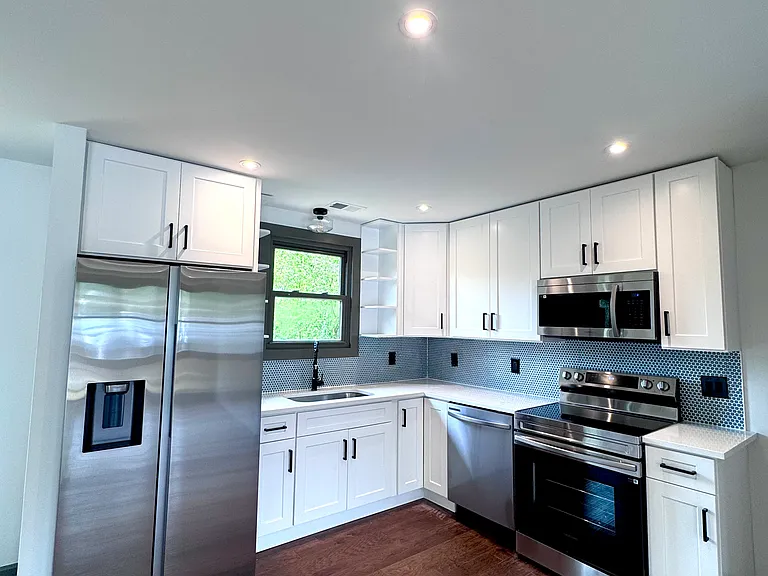 616 Tuscarora Ct #A — Photo 4