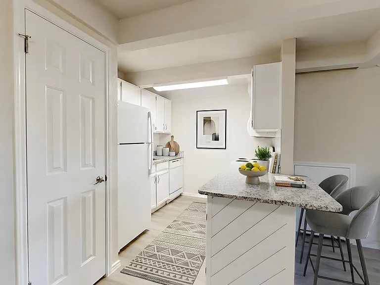 The Augusta at Gruene Garden Apartments — Photo 37
