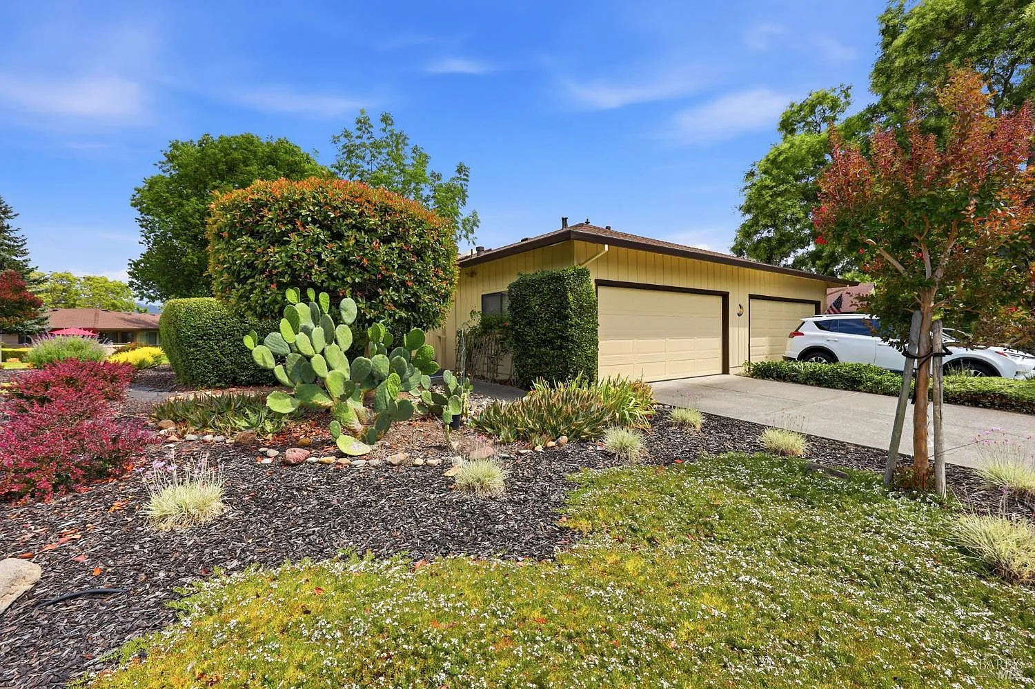 318 Twin Lakes Drive - Photo 1
