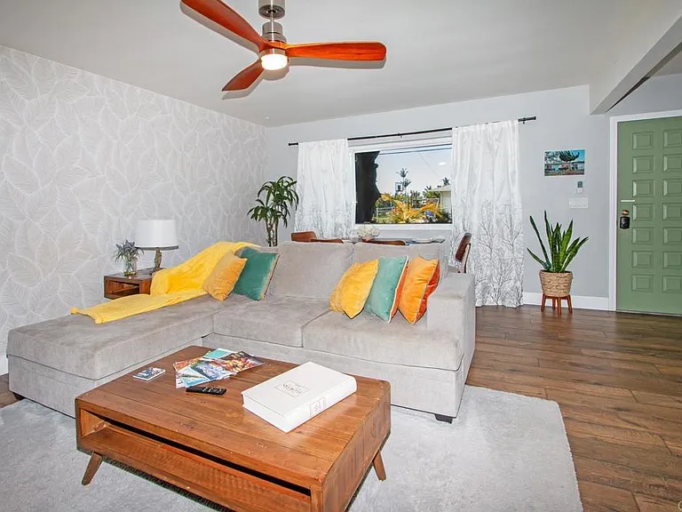 907 California St — Photo 14