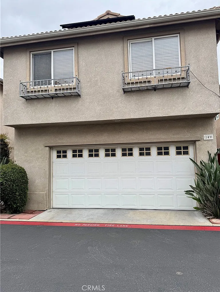 3 bed, 1537 sqft, $3,800 — Photo 1