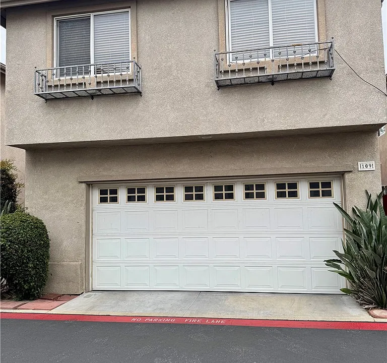 8554 Burnet Ave
