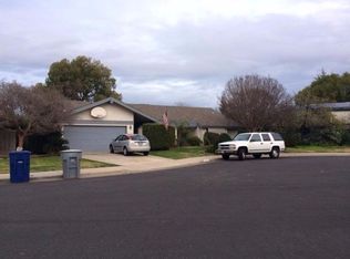 2466 Bliss Ave, Clovis, CA