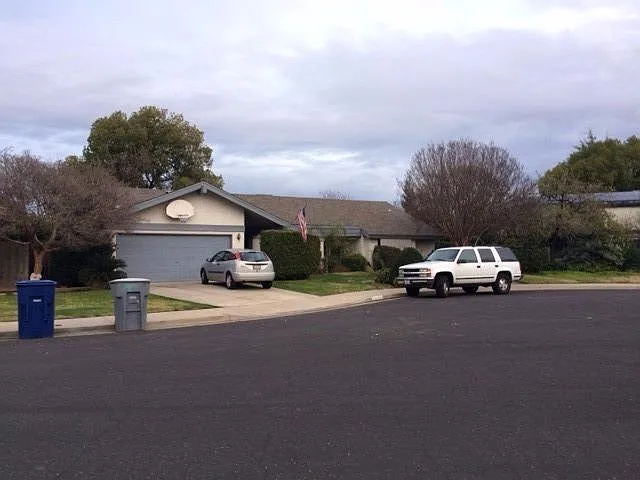 2466 Bliss Ave photo 1