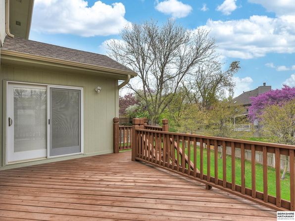 17151 P St, Omaha, NE 68135