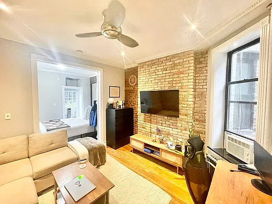 Rented by Century 21 Premier  | media 63