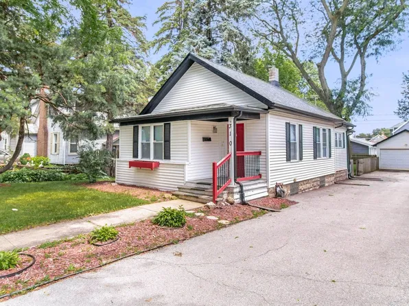 310 S Raynor Ave, Joliet, IL 60436