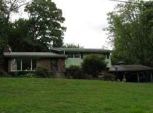 330 Valley Dr, East Alton, IL