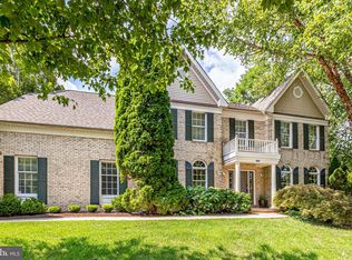 1326 Dasher Ln, Reston, VA 20190