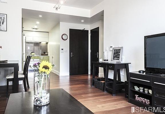 3rd image of 1299 Bush St APT 301