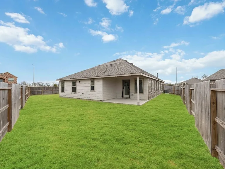 4907 Gentle Creek Ct — Photo 30