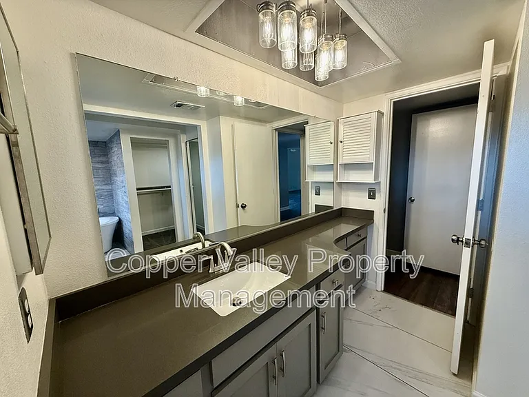 4415 W Gelding Dr — Photo 9