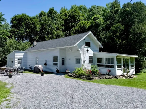 417 Church St #1, Saratoga Springs, NY 12866