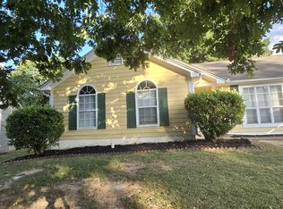 6090 Emerald Pointe Cir, Atlanta, GA 30349
