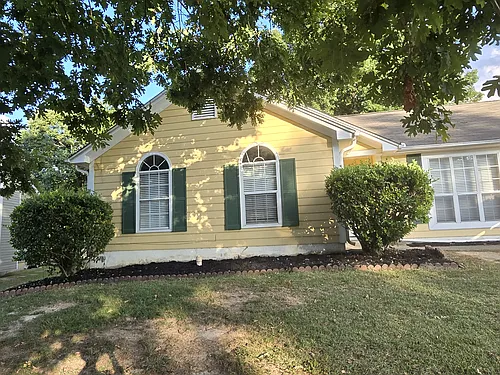 6090 Emerald Pointe Cir Photo 1