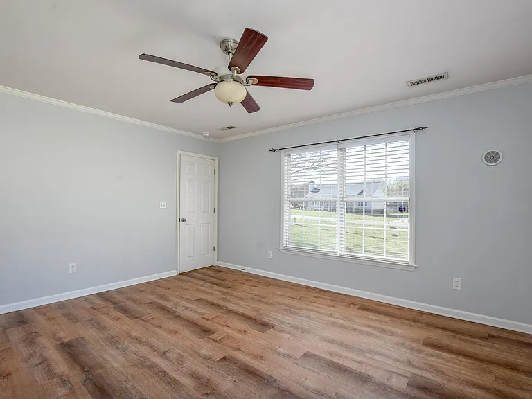 3908 Silver Chalice Dr — Photo 8