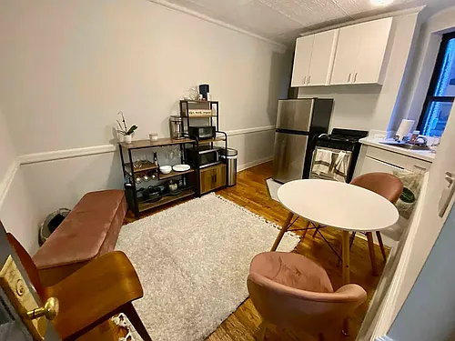 35 Christopher St #2D Photo 1