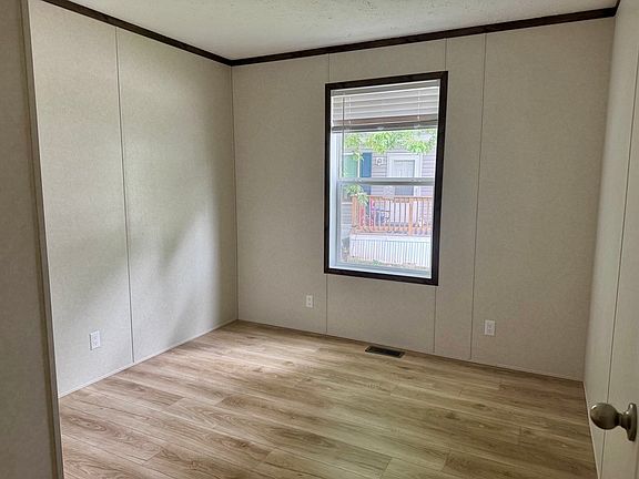 4th image of 500 Reagan Dr #8978