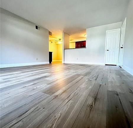4th image of 2451 N Rainbow Blvd Unit 1135