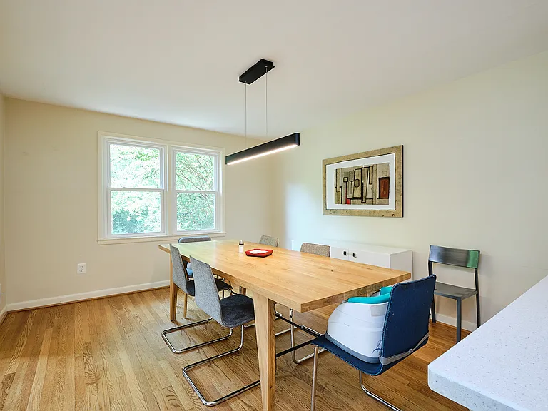 1318 Perry St NE — Photo 7