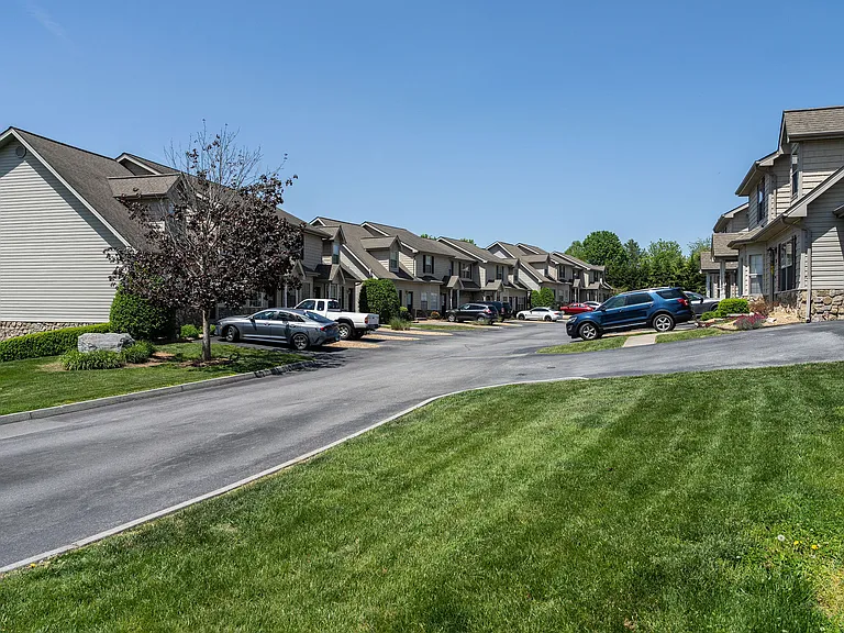 75 Stonebriar Ct — Photo 72