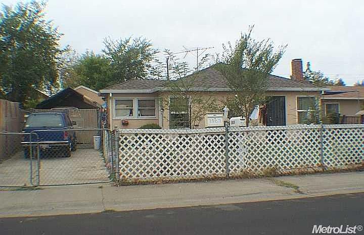 1st image of 3807 Ivy St