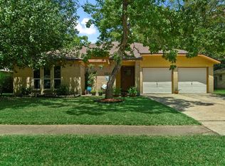 6830 River Mill Dr, Spring, TX 77379
