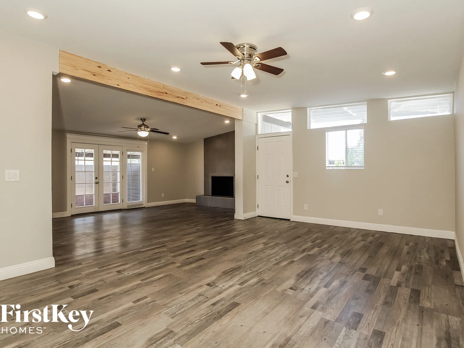 4 bed, 2.0 bath, 2046 sqft, $2,525 — Photo 2