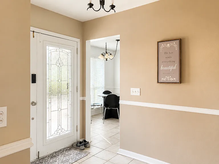 332 Dillon Dr — Photo 14