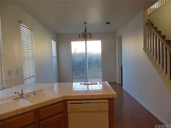 3rd image of 110 Ann Ave