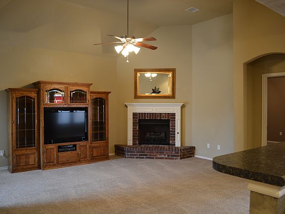 3rd image of 20235 E 32nd St S
