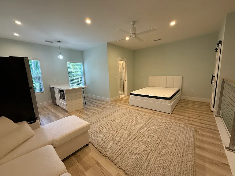 30 Nancy Claire Ln #A — Photo 5