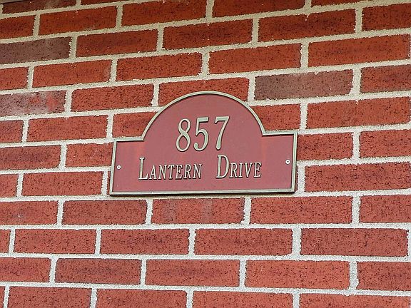 2nd image of 857 Lantern Dr