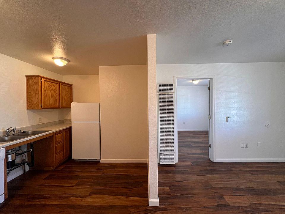 1st image of 475 E Cedar St #29