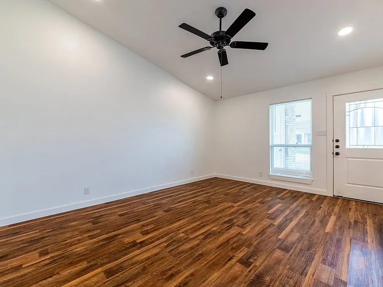 1205 Dobie Dr #A — Photo 6