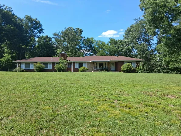 1560 Kelly Willis Rd, Greenbrier, TN 37073