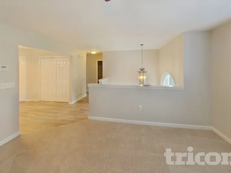 162 Bethany Forrest Ln — Photo 2