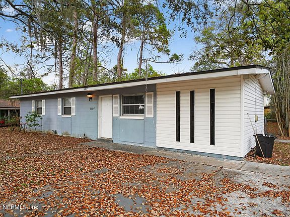 2nd image of 8609 OAK LEAF Road