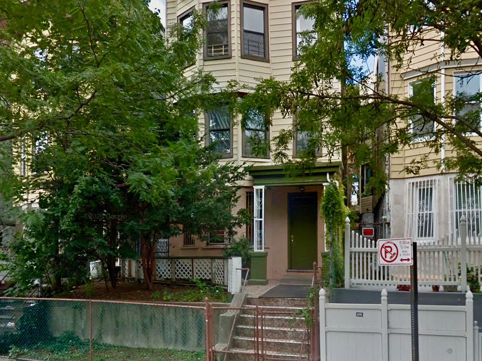 1st image of 1009 Woodycrest Ave