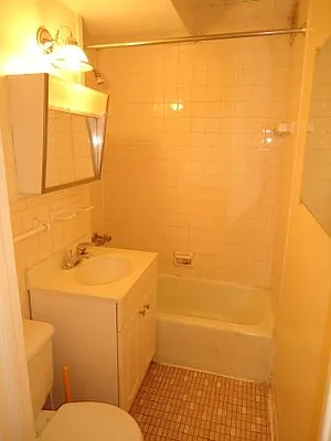 Rented by Village Living Realty | media 10