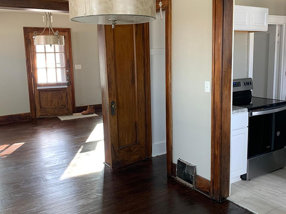 1st image of 3042 California St