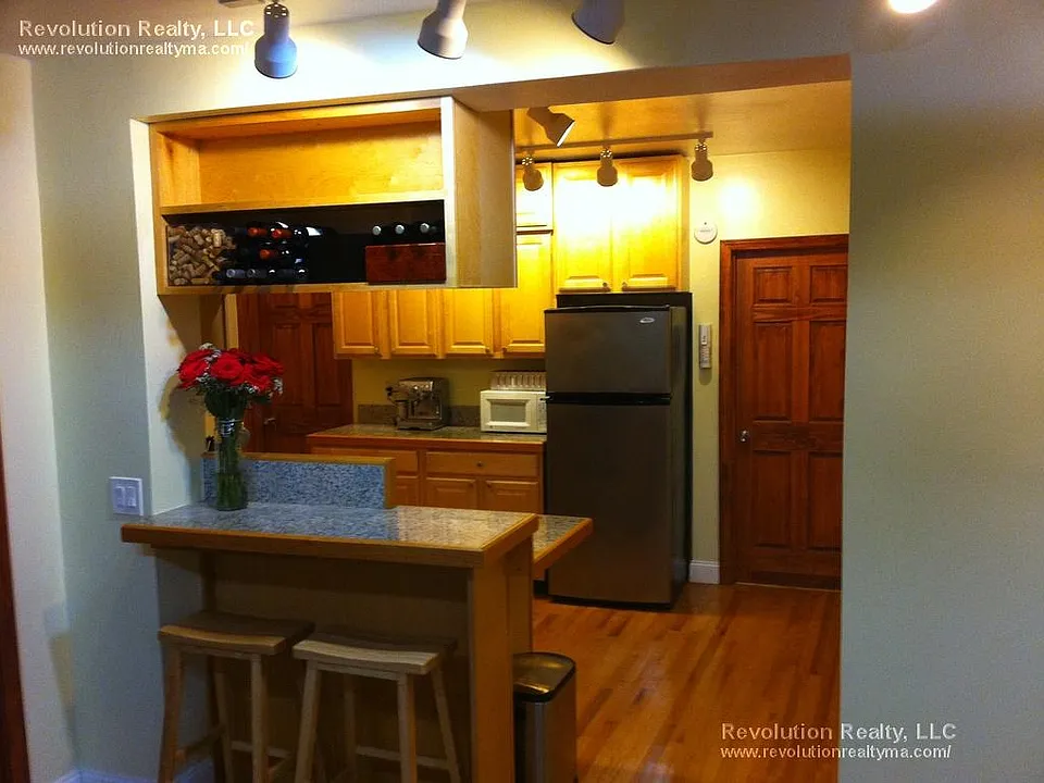 5 Colliston Rd #B
