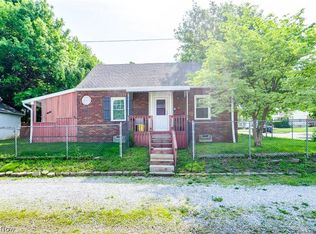 911 Reed Ave, Akron, OH 44306