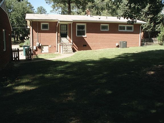 3rd image of 2513 Skeet St