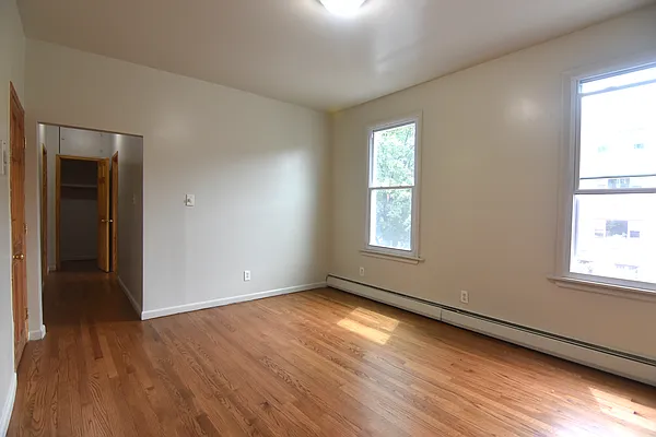 Rented by Triplemint | media 20