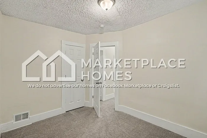 15710 Northlawn St #1 — Photo 18