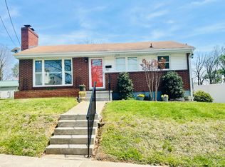 703 North St, Bedford, VA