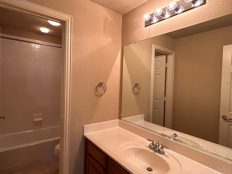 6794 Calm Meadow Dr — Photo 10