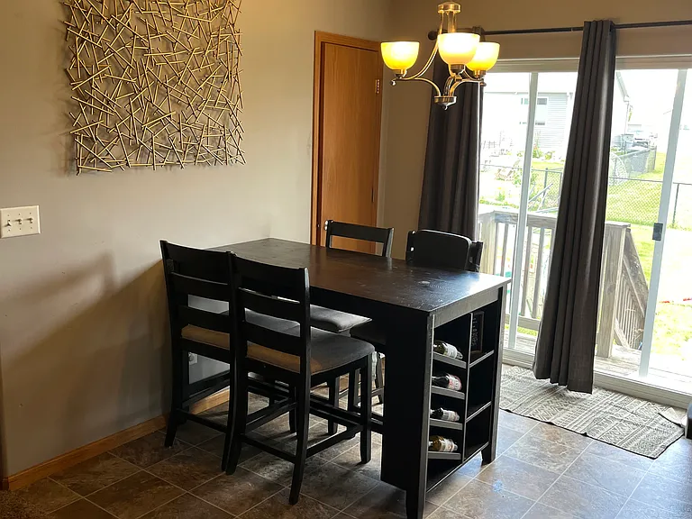 8621 Harrington Dr NE — Photo 1