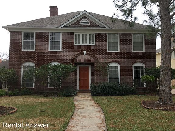 2nd image of 1403 Village Garden Dr